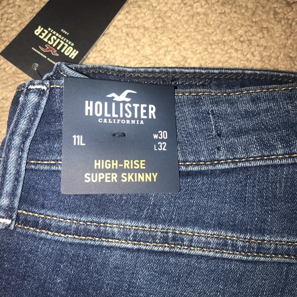 Hollister 11L - Picture 3 of 8